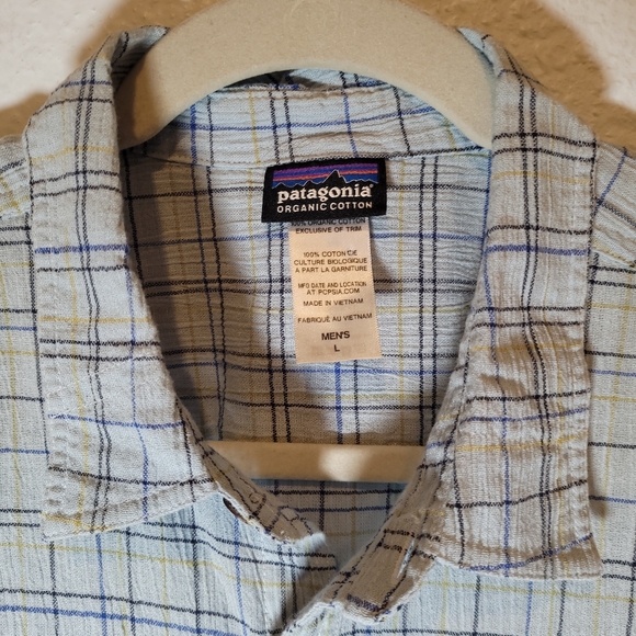 Plaid Patagonia Button Up Shirt,  size large , like new - Picture 5 of 5